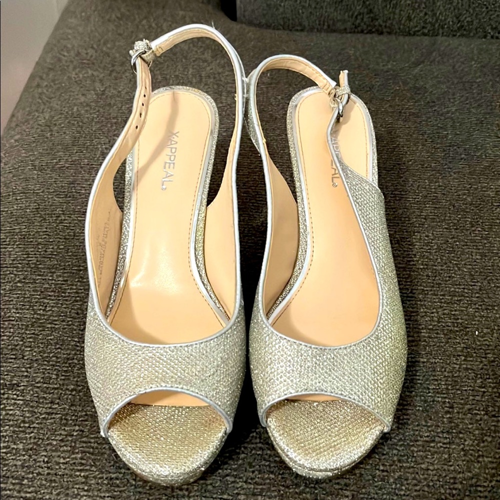 X appeal Kitten 2 Silver Sling back heels